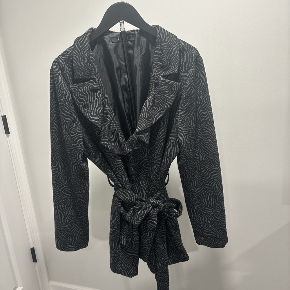 Sandro Black Patterned Belted Trench Coat